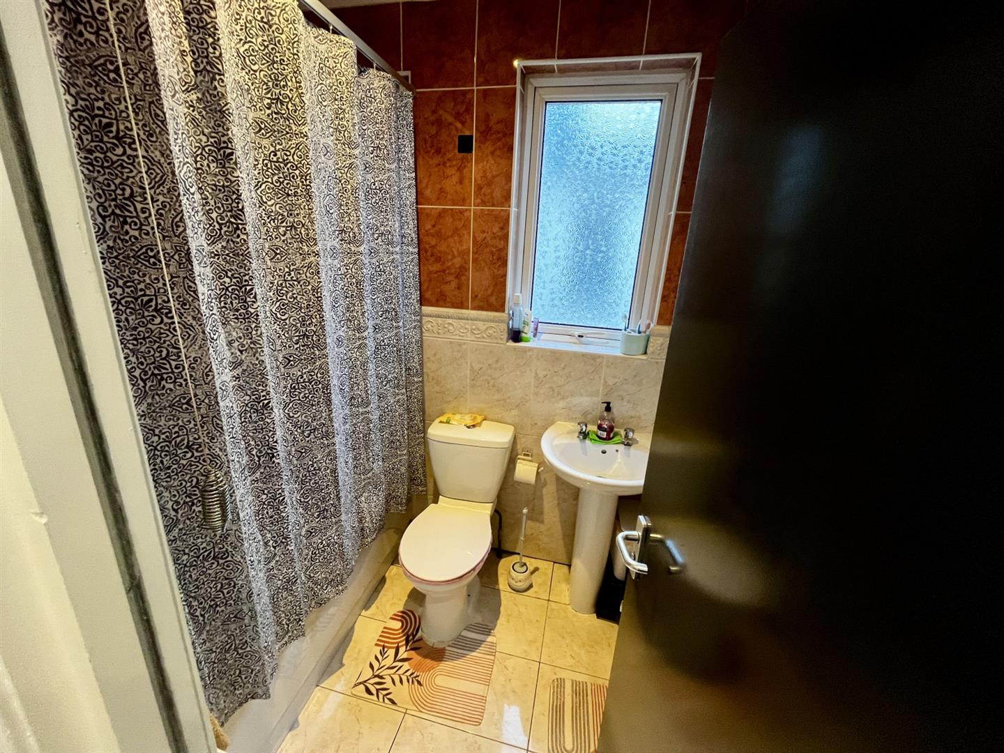 1 bed property in Marlborough Road, Cardiff